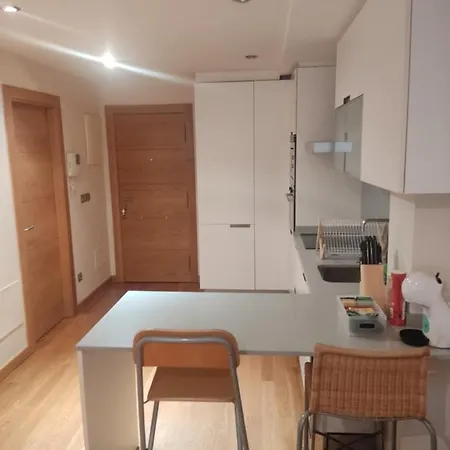 Pleno Centro, 5 Minutos Casco Vello, 400 Metros Estacion Ave Apartment *