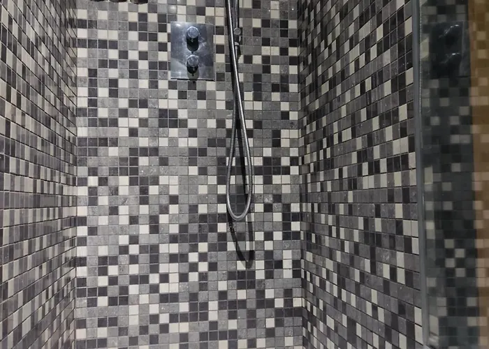 Pleno Centro, 5 Minutos Casco Vello, 400 Metros Estacion Ave Daire *