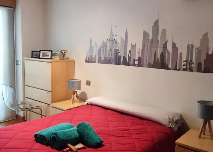 Pleno Centro, 5 Minutos Casco Vello, 400 Metros Estacion Ave