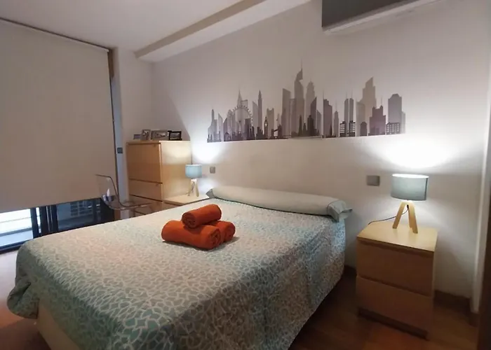 Pleno Centro, 5 Minutos Casco Vello, 400 Metros Estacion Ave Vigo