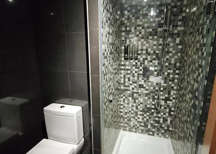 Pleno Centro, 5 Minutos Casco Vello, 400 Metros Estacion Ave