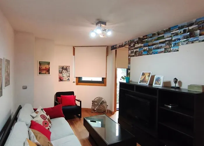 Pleno Centro, 5 Minutos Casco Vello, 400 Metros Estacion Ave Daire *